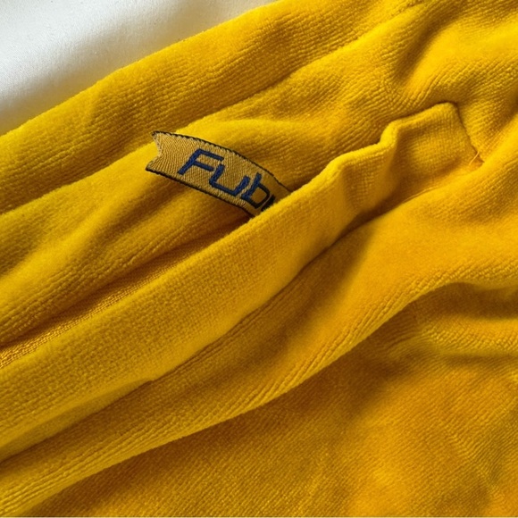 Vintage FUBU Athletics Velour Set 🟡💙 - Picture 9 of 13